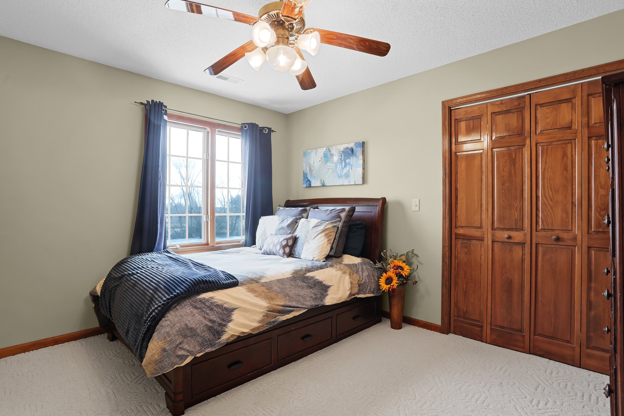 Spacious Bedroom, Berber Carpet, Ceiling Fan, and Closet