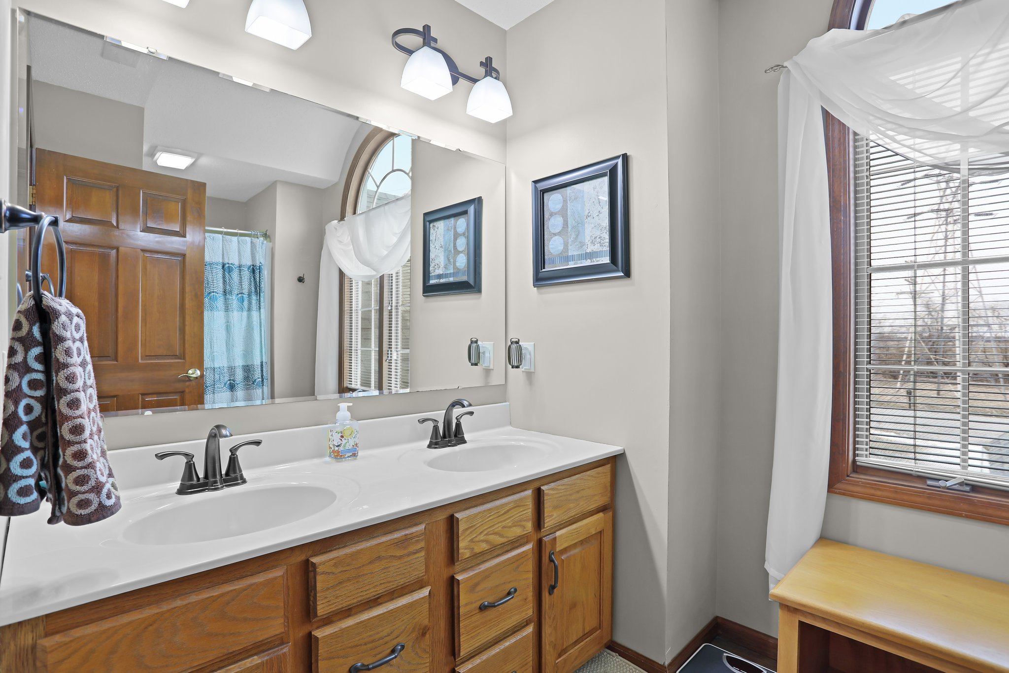 Bathroom, Double Vanity/Oak Wood, Large Mirror with Bar Type Lighting