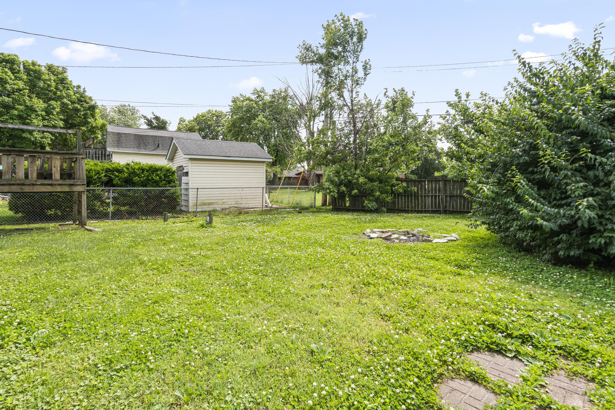 Back yard, lawn and fencing
